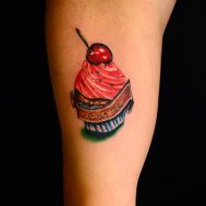 cupcake dövmesi