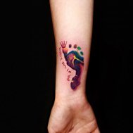 ayak izi dövmesi foot print baby girl lea tattoo