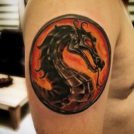 ejder dövmesi mortal combat tattoo