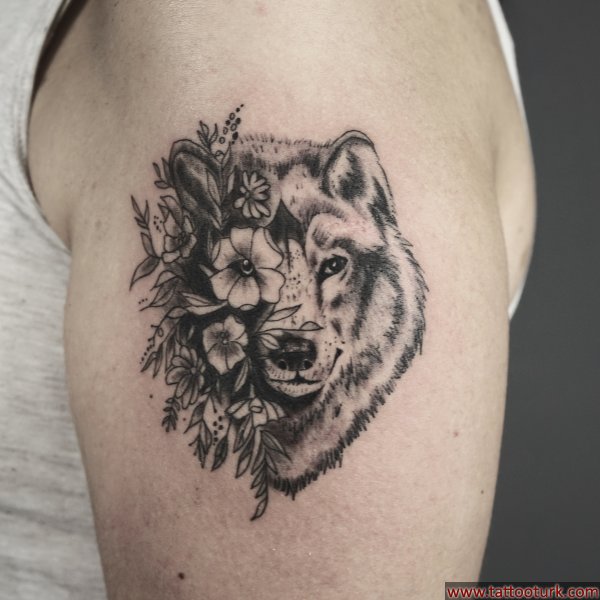 bu dövme onur yücel tarafından yapılmıştır